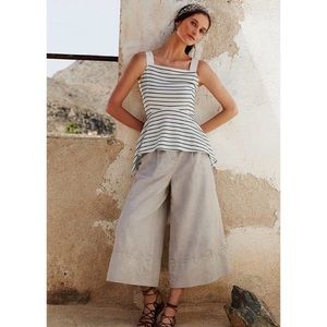 NWT Cartonnier Grey Wide Leg Cropped Trouser